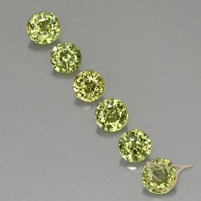 1.45ctw طبيعي Olive Green  عقيق الديمانتويد, دائري, VVS-VS