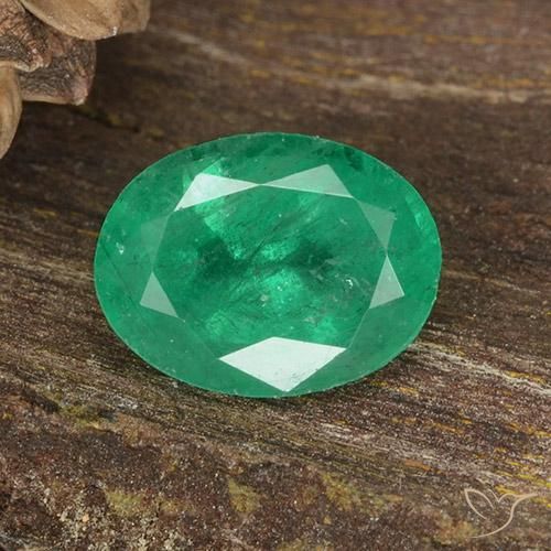 1.07ct طبيعي أخضر اليشم زمرد, بيضوي, I1
