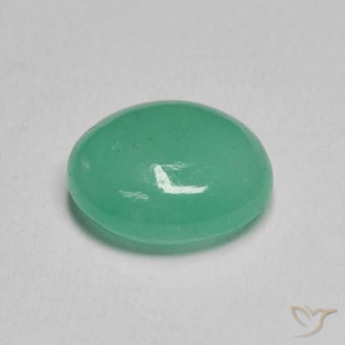 زمرد Medium Light-Green طبيعي، بيضوي، 1.35 قيراط، نصف شفاف