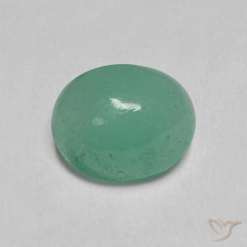0.65ct طبيعي اخضر فاتح زمرد, بيضوي, نصف شفاف