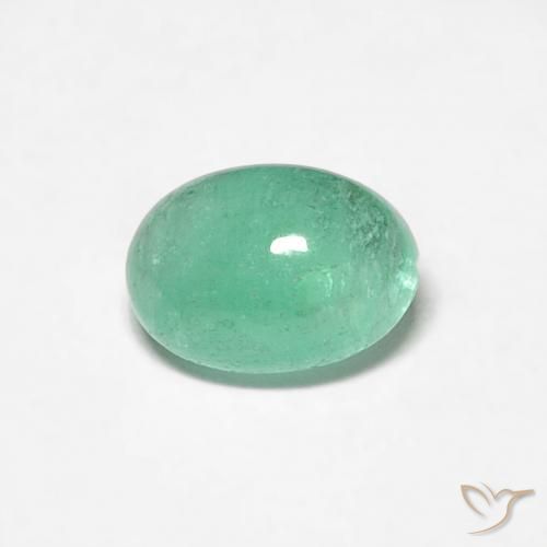 0.53ct طبيعي اخضر زاهى زمرد, بيضوي, نصف شفاف