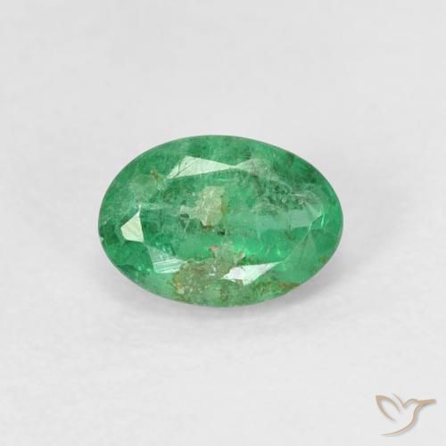 0.57ct طبيعي أخضر النفل زمرد, بيضوي, SI