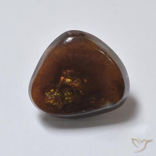 4.03ct طبيعي متعدد الألوان عقيق النار, مثلثى, نصف شفاف