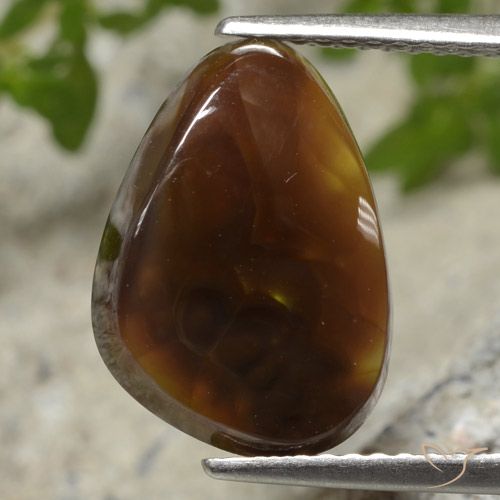 4.62ct طبيعي متعدد الألوان عقيق النار, مثلثى, نصف شفاف