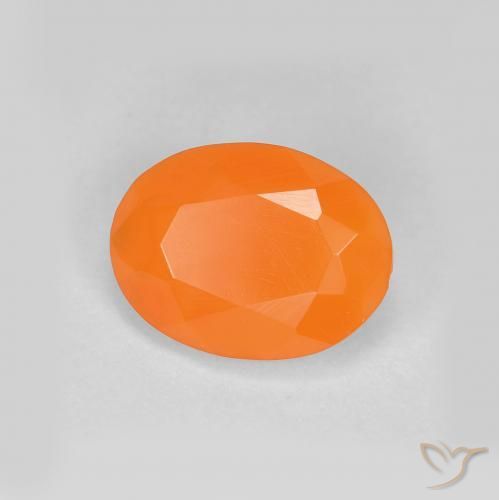 0.70ct طبيعي برتقالى محمر النار أوبال, بيضوي, نصف شفاف