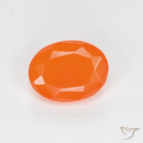0.64ct طبيعي برتقالى محمر النار أوبال, بيضوي, نصف شفاف