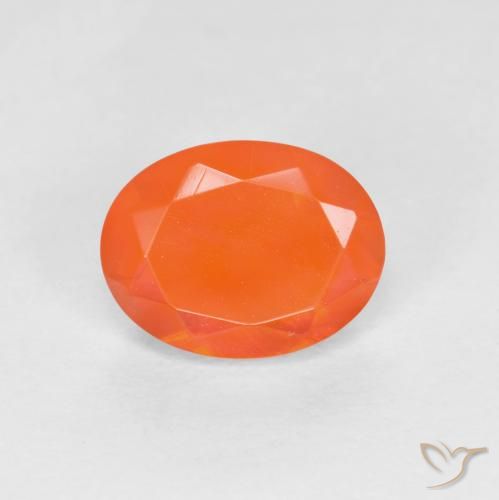 0.77ct طبيعي برتقالى كثيف النار أوبال, بيضوي, نصف شفاف
