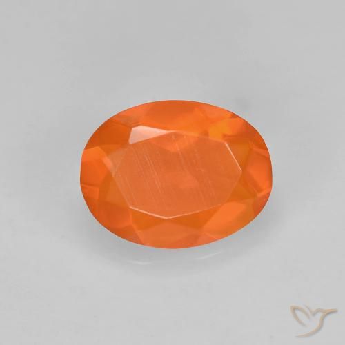 0.65ct طبيعي برتقالى متوسط النار أوبال, بيضوي, شفاف