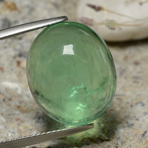 20.63ct طبيعي أخضر ترابى الفلوريت معدن متبلور, بيضوي, شفاف