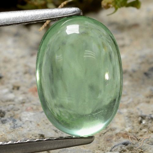 3.56ct طبيعي أخضر متوسط فلوريت, بيضوي, شفاف