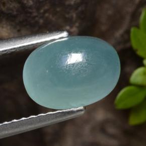 غرانديديريت أخضر مزرق طبيعي، بيضوي، 2.42 قيراط، نصف شفاف