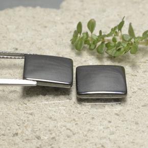 أحجار هيماتيت حجر الدم رمادة أسود طبيعية، مربع، غير شفاف، وزنها 9.68 قيراط