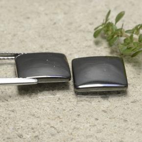 أحجار هيماتيت حجر الدم رمادة أسود طبيعية، مربع، غير شفاف، وزنها 9.79 قيراط