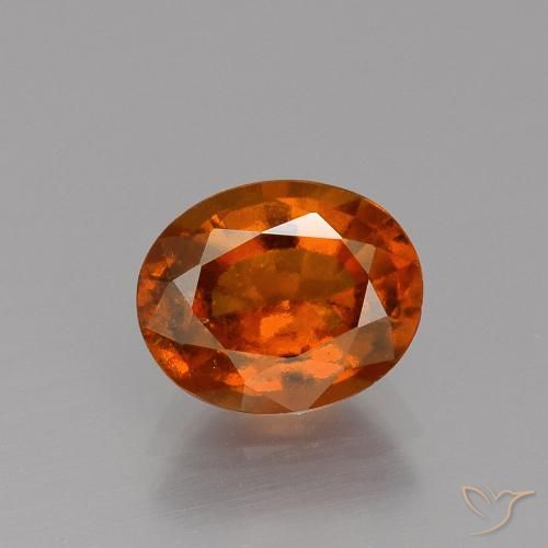 2.09ct طبيعي برتقالى داكن عقيق هيسونيت, بيضوي, قليلا جدا