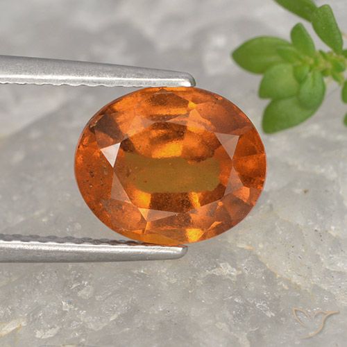 2.68ct طبيعي برتقالى متوسط هيسونيت غارنيت, بيضوي, VS-SI