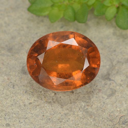 2.48ct طبيعي برتقالى غامق عقيق هيسونيت, بيضوي, VS-SI