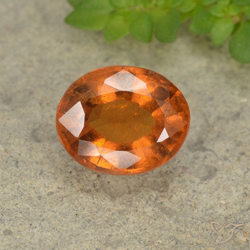 2.09ct طبيعي برتقالى متوسط عقيق هيسونيت, بيضوي, VS-SI