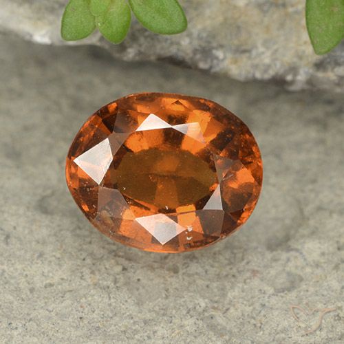 2.08ct طبيعي برتقالى غامق عقيق هيسونيت, بيضوي, قليلا جدا