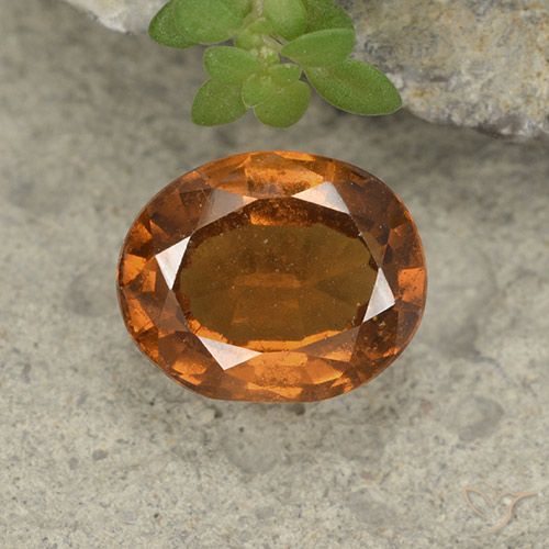 1.93ct طبيعي برتقالى داكن-متوسط هيسونيت غارنيت, بيضوي, قليلا جدا