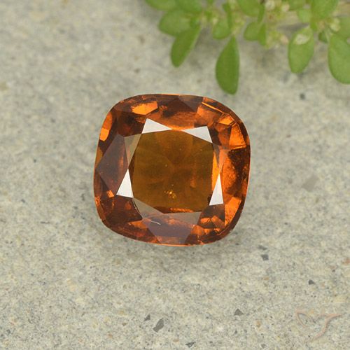 1.60ct طبيعي برتقالى غامق عقيق هيسونيت, وسادة, قليلا جدا