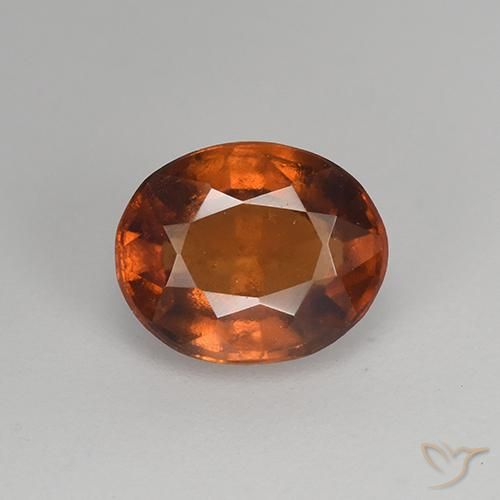 1.37ct طبيعي بنى القرفة غامق عقيق هيسونيت, بيضوي, قليلا جدا