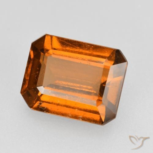 2.45ct طبيعي برتقالى متوسط عقيق هيسونيت, قص الزمرد, VS-SI