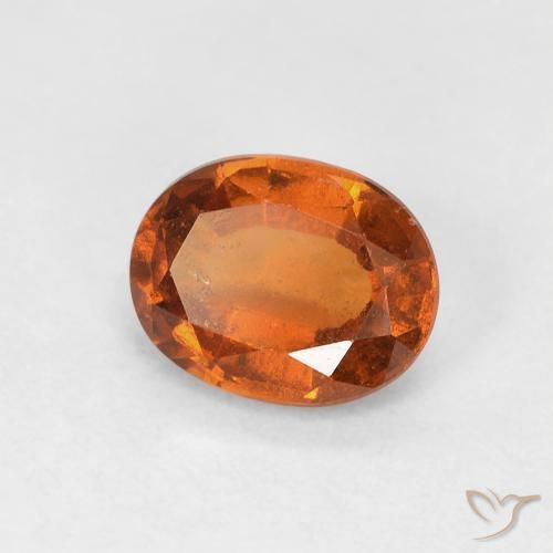 هيسونيت غارنيت Medium Dark-Orange طبيعي، بيضوي، 0.89 قيراط، قليلا جدا