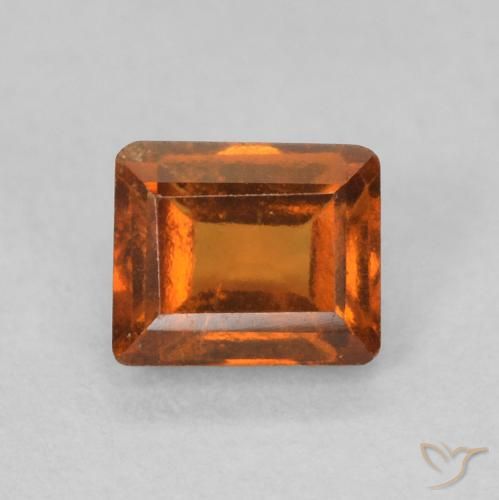 0.66ct طبيعي برتقالى متوسط هيسونيت غارنيت, باجيت, قليلا جدا