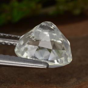 هيدينيت اخضر فاتح طبيعي، قصة بيضاوى، 2.60 قيراط، VVS-VS