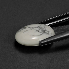 حجر الهاوليت أبيض رمادى طبيعي، قصة بيضاوى، 2.28 قيراط، غير شفاف