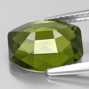 إيدوكراس أخضر زيتوني طبيعي، قطع وسادة، 4.70 قيراط، قليلا جدا