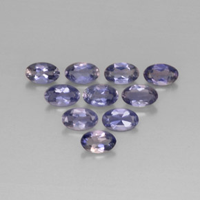إيوليت طبيعي بلون أزرق بنفسجي، وزن ‎‎ قيراط، شكل بيضاوى، مقاس ‎5.1x3.1‎ مم