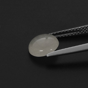 اليشمك أبيض طبيعي، قصة دائرى، 1.59 قيراط، نصف شفاف