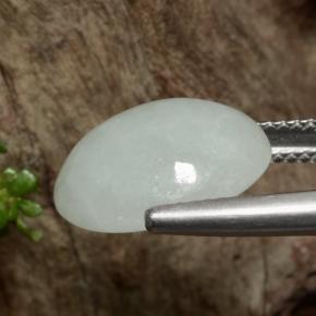 اليشمك متعدد الألوان طبيعي، قصة بيضاوى، 8.73 قيراط، نصف شفاف