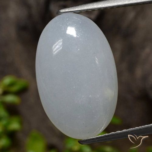7.94ct طبيعي رمادى متوسط اليشمك, بيضوي, غير شفاف