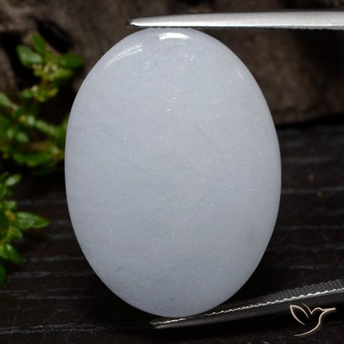 36.82ct طبيعي رمادى-مزرق فاتح اليشمك, بيضوي, غير شفاف