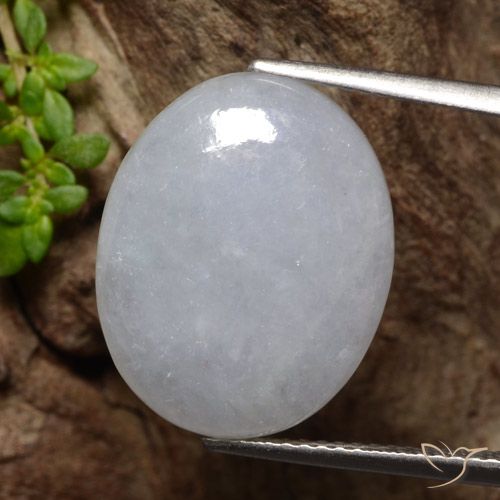 12.25ct طبيعي رمادى متوسط اليشمك, بيضوي, نصف شفاف