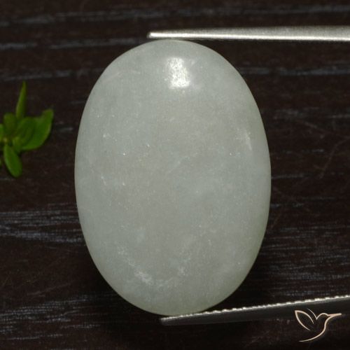 18.95ct طبيعي أخضر رمادى اليشمك, بيضوي, نصف شفاف