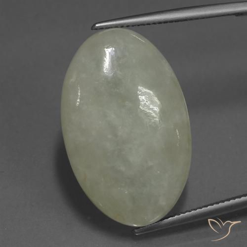 31.57ct طبيعي أخضر فاتح دافئ اليشمك, بيضوي, نصف شفاف
