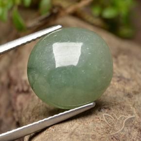 اليشمك Medium Light Green طبيعي، بيضوي، 7.87 قيراط، نصف شفاف