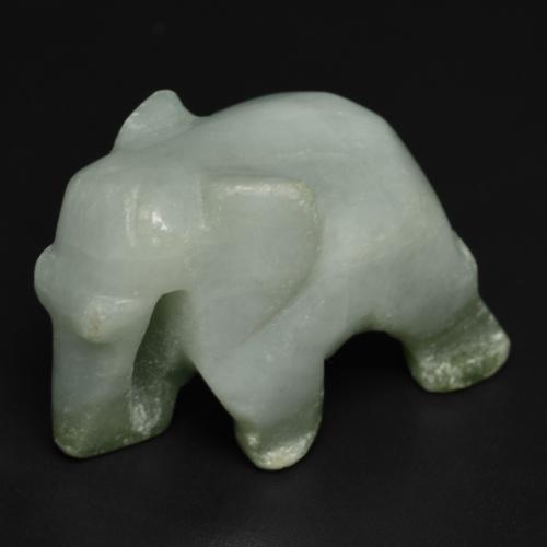 اليشمك أخضر متوسط طبيعي، شكل خيالي، 68.64 قيراط، غير شفاف