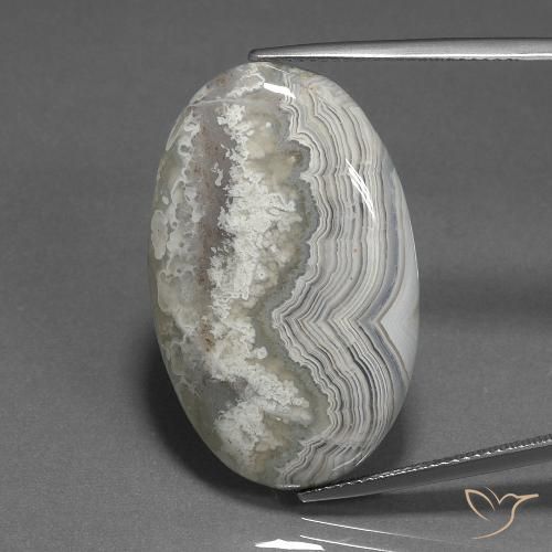 29.38ct طبيعي متعدد الألوان يشب أو جاسبر, بيضوي, غير شفاف