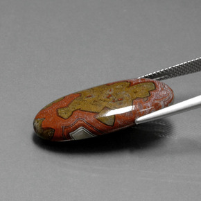 يشب متعدد الألوان طبيعي، قصة بيضاوى، 14.86 قيراط، غير شفاف