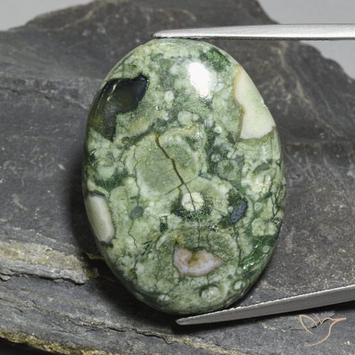 28.77ct طبيعي متعدد الألوان يشب أو جاسبر, بيضوي, غير شفاف