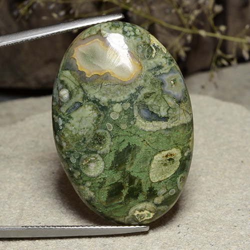 يشب أو جاسبر متعدد الألوان طبيعي، قصة بيضاوى، 28.73 قيراط، غير شفاف