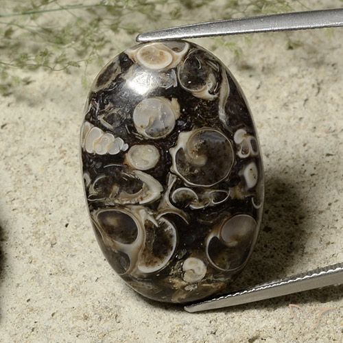 29.80ct طبيعي متعدد الألوان يشب أو جاسبر, بيضوي, غير شفاف