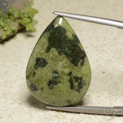 25.25ct طبيعي متعدد الألوان يشب أو جاسبر, شكل الكمثرى, غير شفاف
