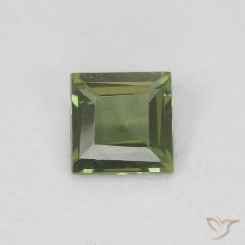 0.23ct طبيعي أخضر ترابى غامق كورنيروبين, مربع, VVS-VS
