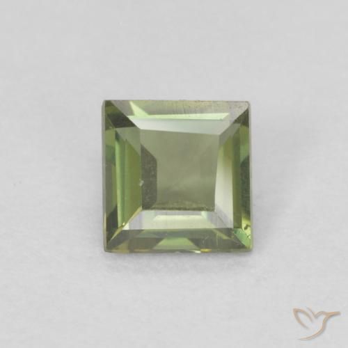 0.26ct طبيعي Medium Dark-Green كورنيروبين, مربع, VVS-VS