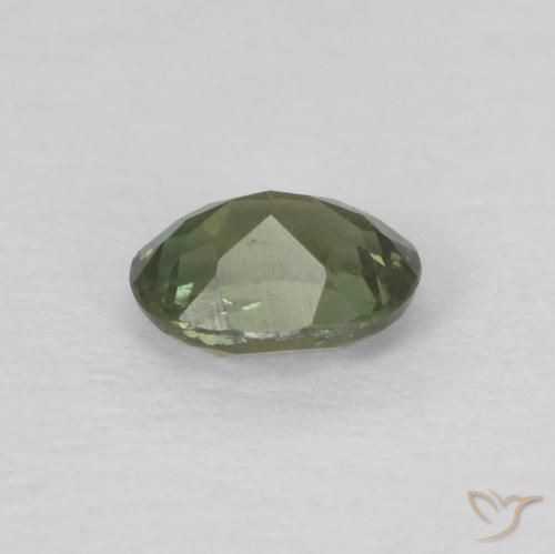 كورنيروبين Medium Dark-Green طبيعي، بيضوي، 0.16 قيراط، قليلا جدا